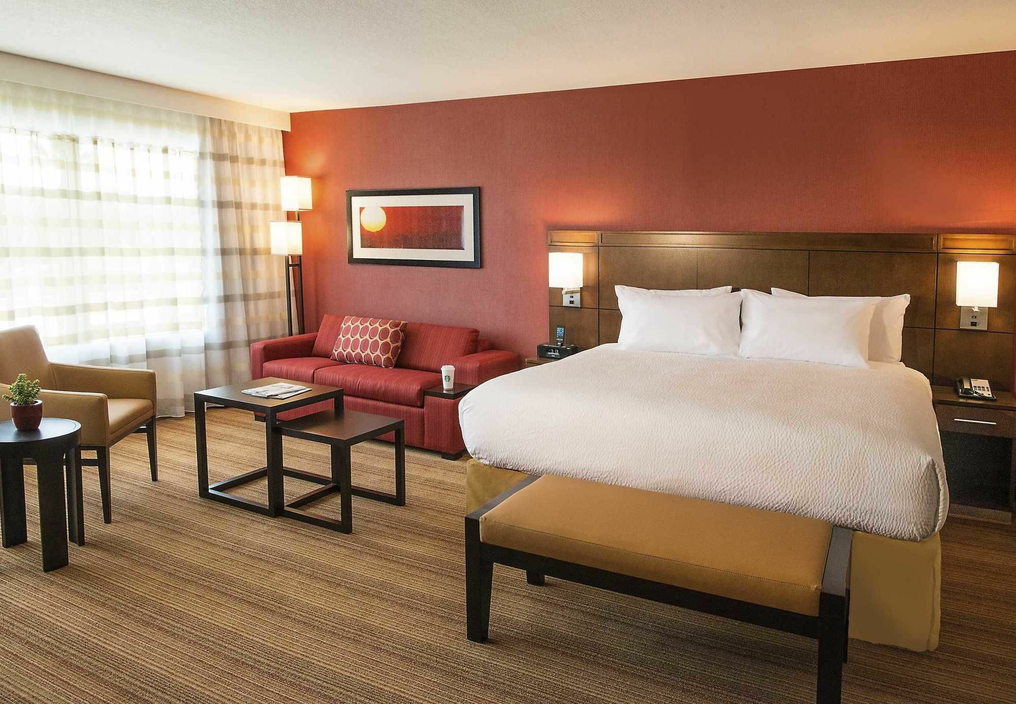 Courtyard By Marriott Los Angeles Woodland Hills Exterior photo